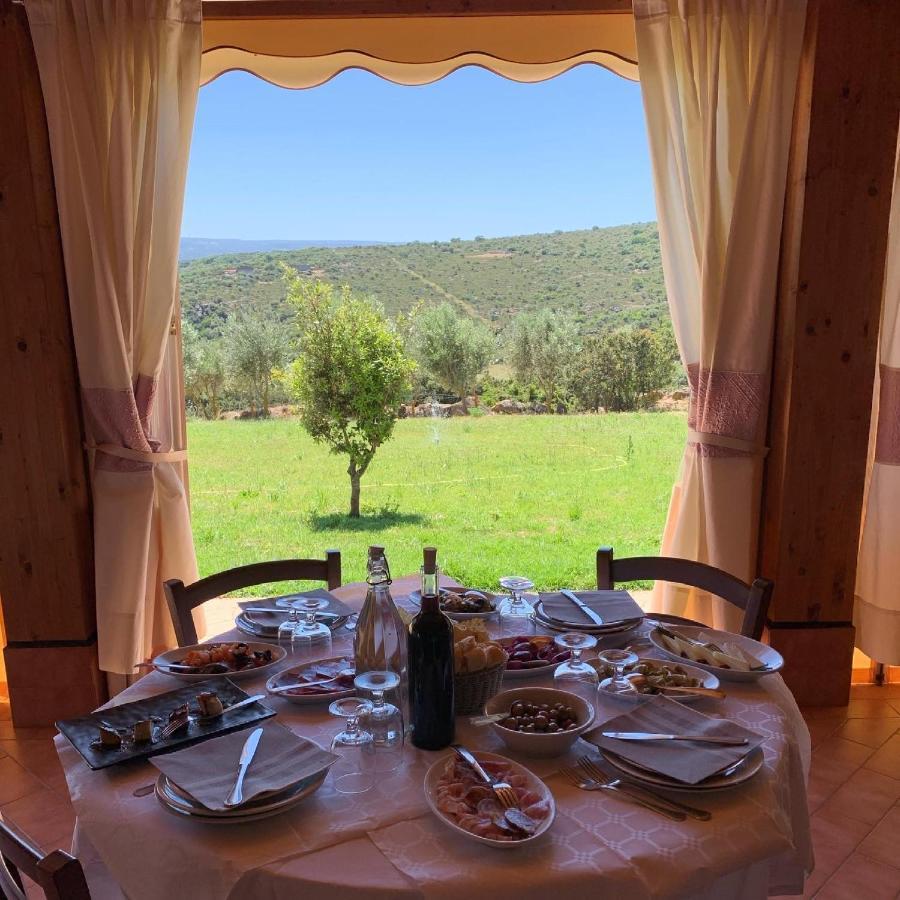 Agriturismo B&B Casteldoria Santa Maria  Extérieur photo